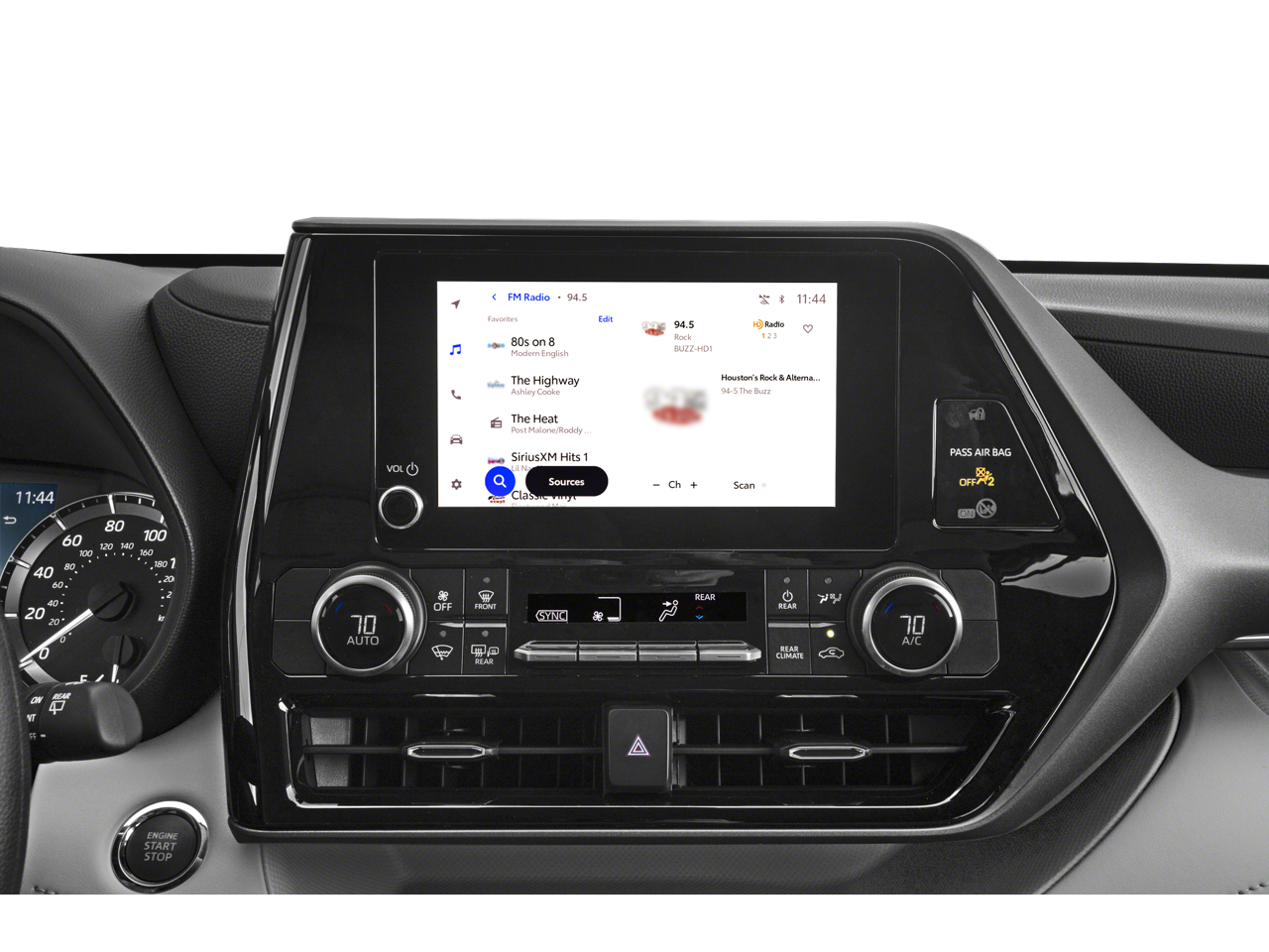 2024 Toyota Highlander Base photo 4