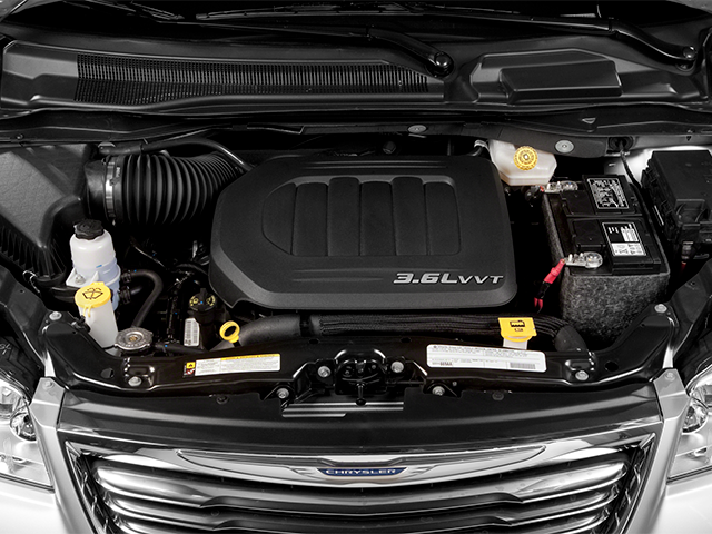 2012 Chrysler Town & Country Touring