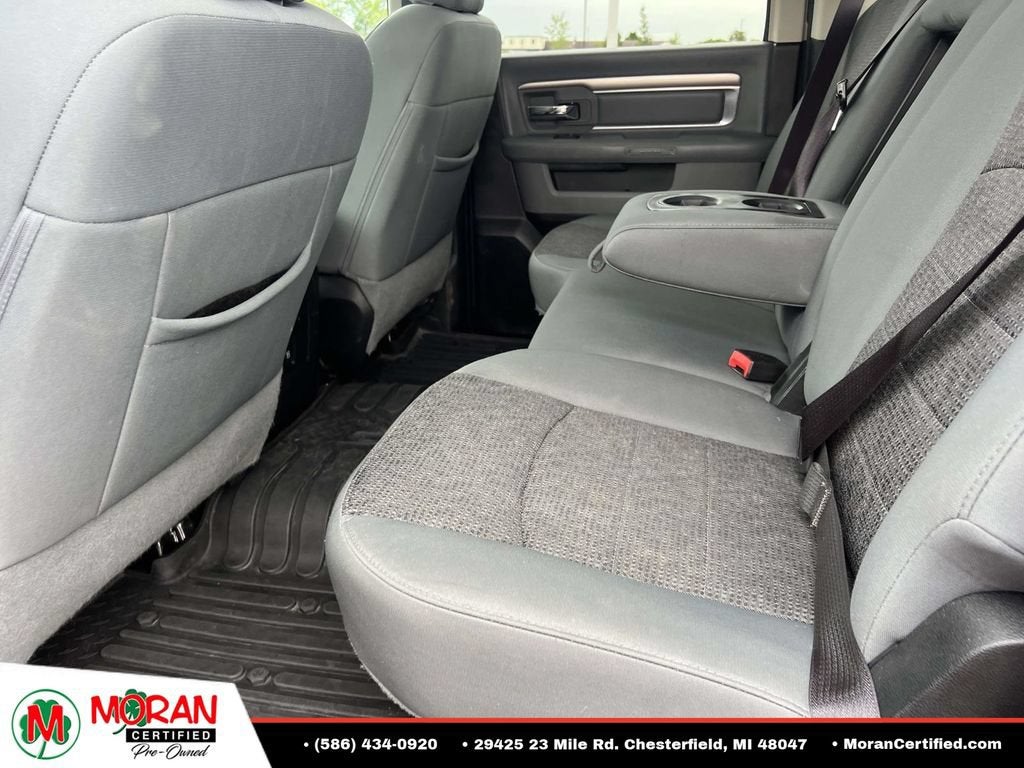 2018 RAM 1500 Big Horn Crew Cab 4x4 5'7" Box