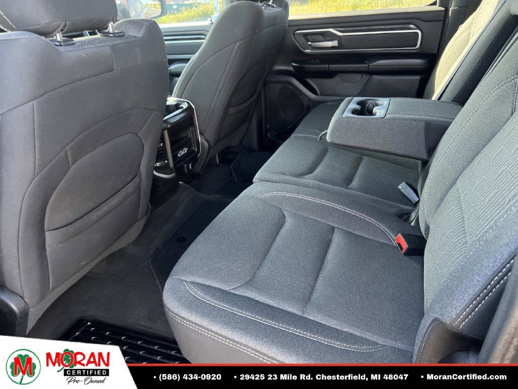 2020 RAM 1500 Big Horn Crew Cab 4x4 5'7" Box