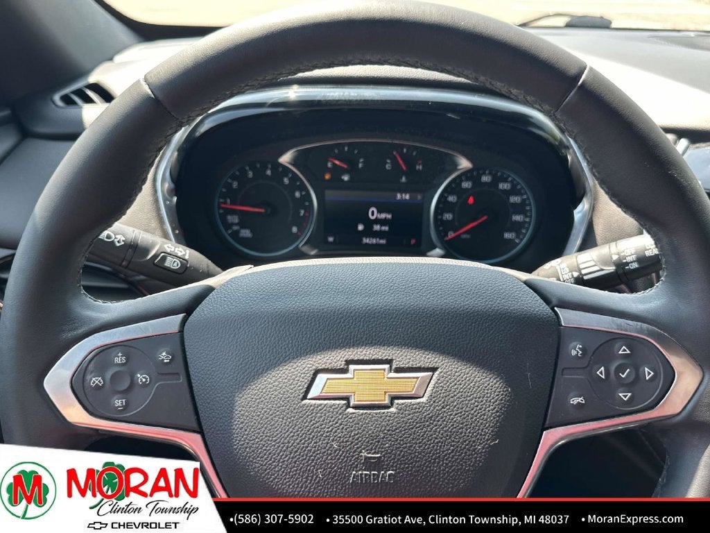 2023 Chevrolet Traverse LT Cloth