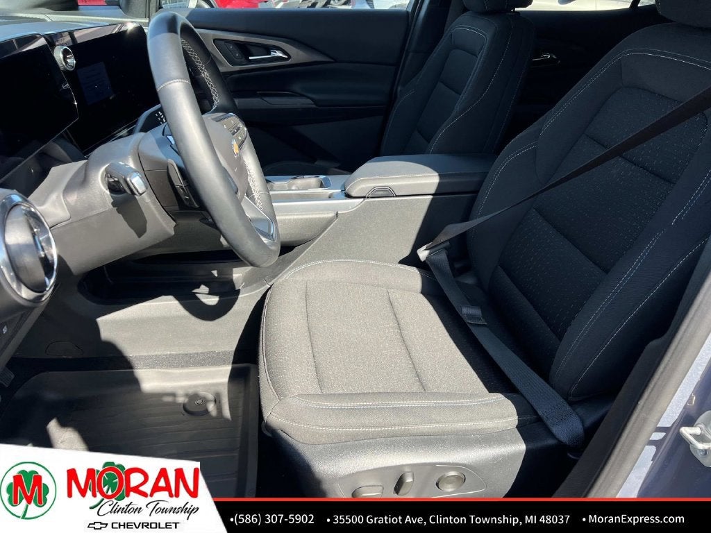 2025 Chevrolet Equinox EV LT