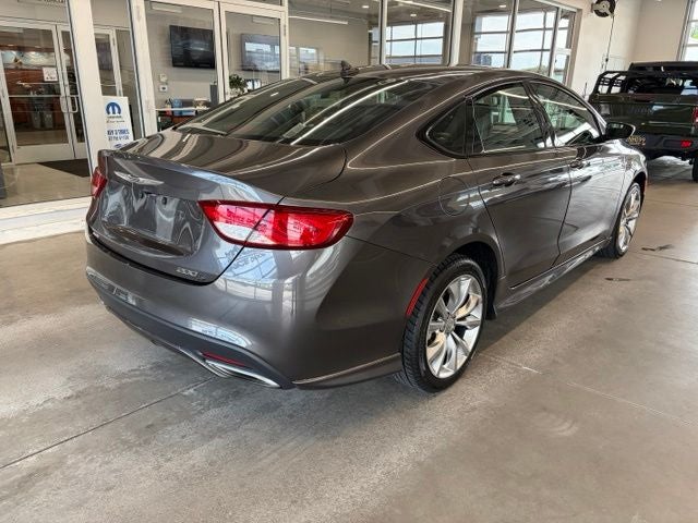 2015 Chrysler 200 S