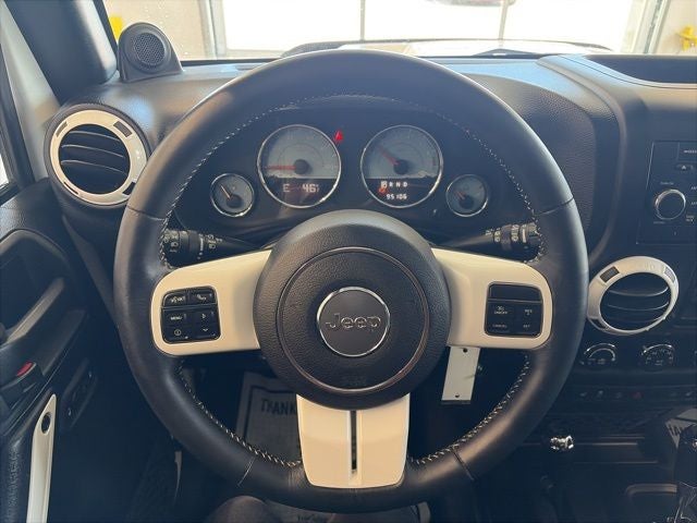 2014 Jeep Wrangler Unlimited Polar Edition