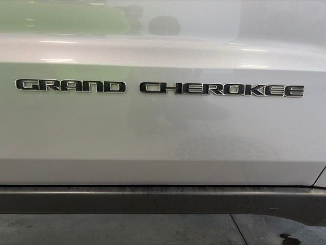 2021 Jeep Grand Cherokee Laredo X 4x4