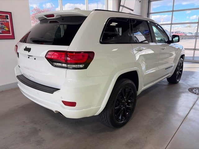 2021 Jeep Grand Cherokee Laredo X 4x4