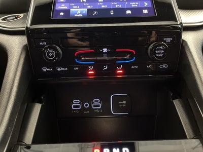 2024 Jeep Grand Cherokee Laredo 4x4