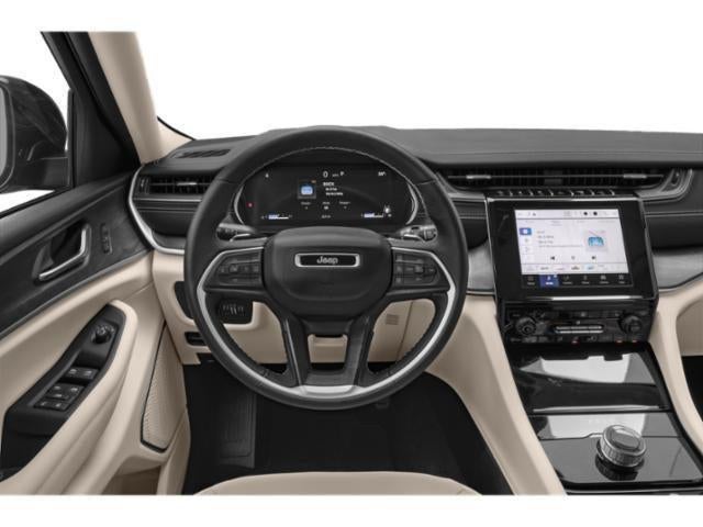 2025 Jeep Grand Cherokee Laredo X 4x4