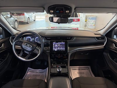 2023 Jeep Grand Cherokee Laredo 4x4