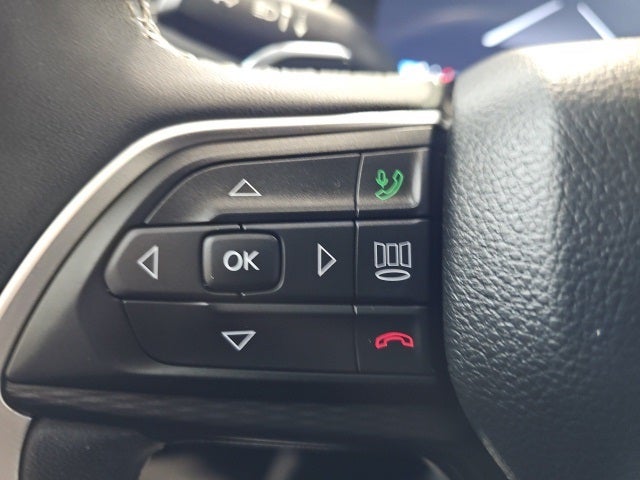 2023 Jeep Grand Cherokee Laredo 4x4