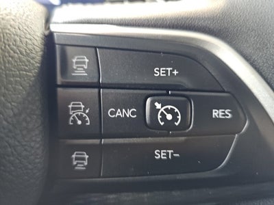 2023 Jeep Grand Cherokee Laredo 4x4