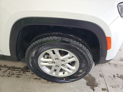 2023 Jeep Grand Cherokee Laredo 4x4