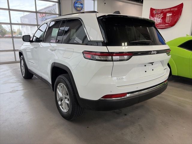 2024 Jeep Grand Cherokee Laredo X 4x4