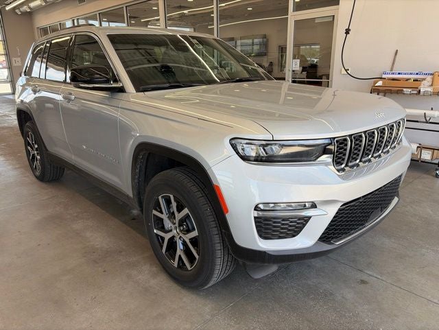 2025 Jeep Grand Cherokee Limited 4x4