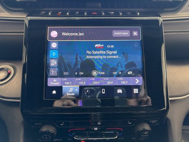 2023 Jeep Grand Cherokee L Altitude 4x4