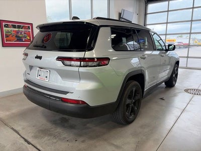 2023 Jeep Grand Cherokee L Altitude 4x4