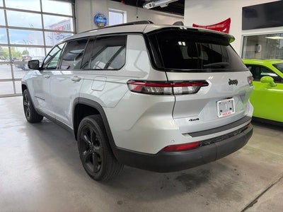 2023 Jeep Grand Cherokee L Altitude 4x4