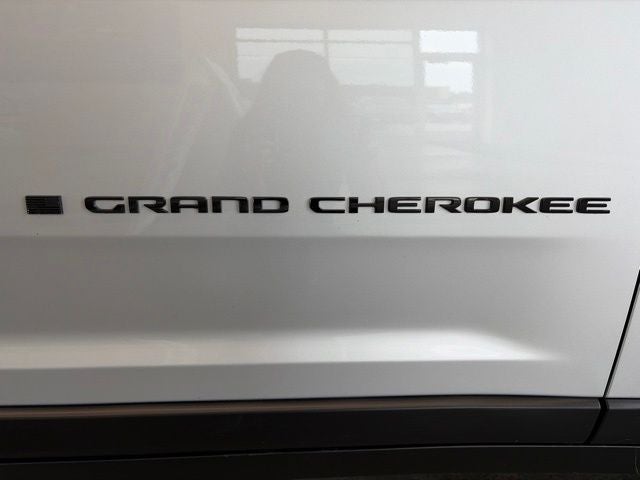 2023 Jeep Grand Cherokee L Altitude 4x4