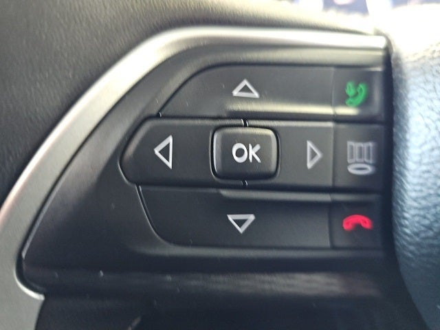 2023 Jeep Grand Cherokee L Laredo 4x4