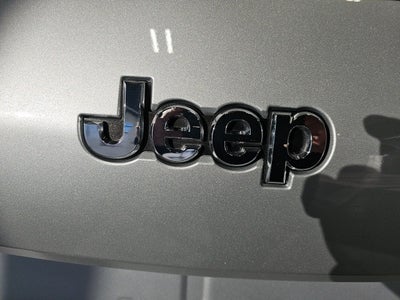 2023 Jeep Grand Cherokee L Laredo 4x4