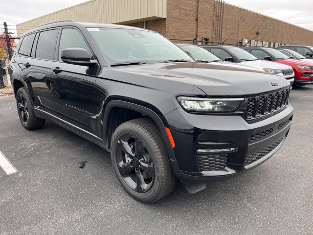 2025 Jeep Grand Cherokee GRAND CHEROKEE L LIMITED 4X4