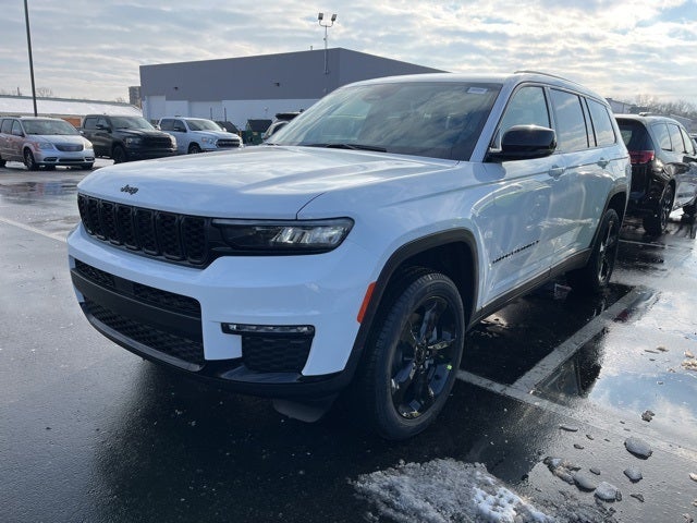 2025 Jeep Grand Cherokee GRAND CHEROKEE L LIMITED 4X4