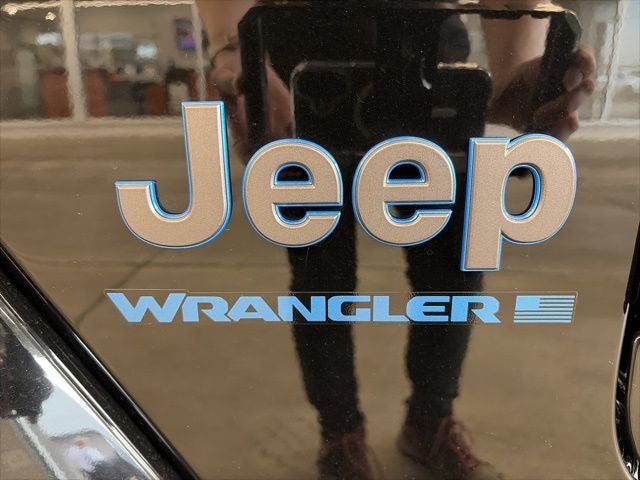2025 Jeep Wrangler Sahara 4xe
