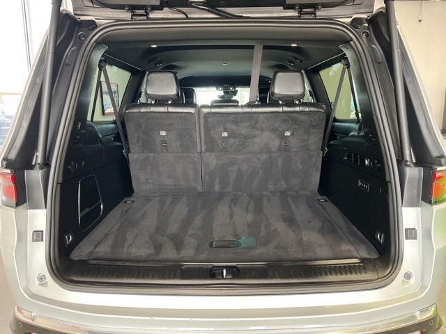 2023 Jeep Wagoneer L Series II 4x4