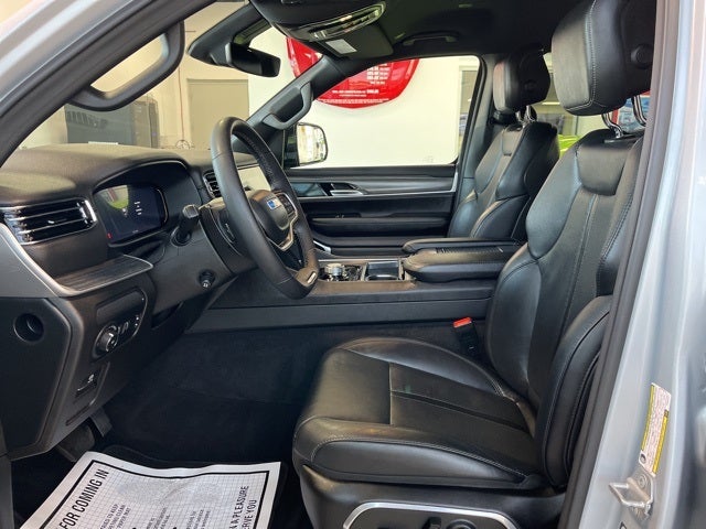 2023 Jeep Wagoneer L Series II 4x4