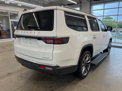 2022 Jeep Wagoneer Series III 4x4