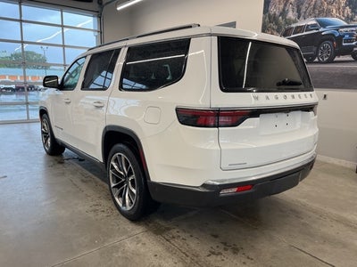 2022 Jeep Wagoneer Series III 4x4