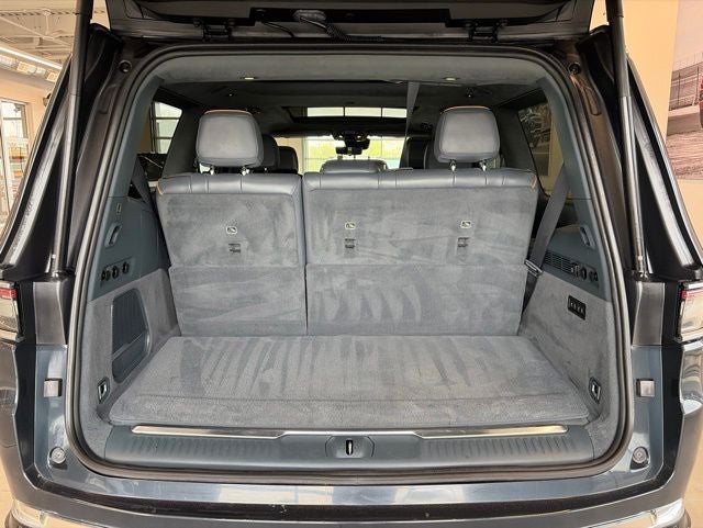 2023 Jeep Grand Wagoneer Series II