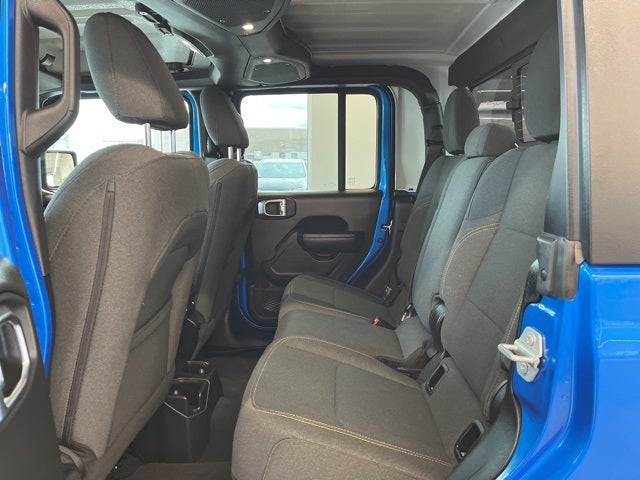 2024 Jeep Gladiator Sport S