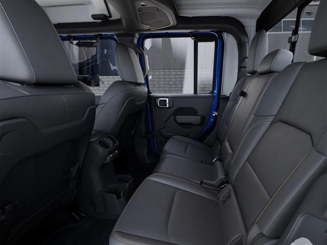 2026 Jeep Gladiator GLADIATOR SAHARA 4X4