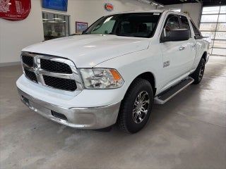 2017 RAM 1500 SLT Quad Cab 4x2 6'4' Box