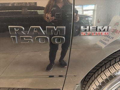 2018 RAM 1500 Lone Star Crew Cab 4x4 5'7' Box