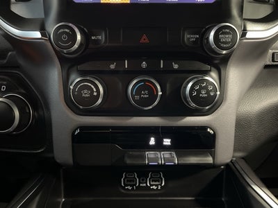 2024 RAM 1500 Big Horn Crew Cab 4x4 5'7' Box