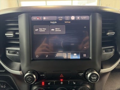 2023 RAM 1500 Big Horn Crew Cab 4x4 5'7' Box