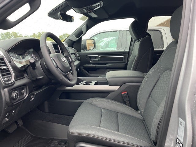 2025 RAM Ram 1500 RAM 1500 BIG HORN CREW CAB 4X4 5'7' BOX