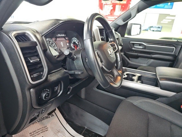 2022 RAM 1500 Big Horn Crew Cab 4x4 5'7' Box