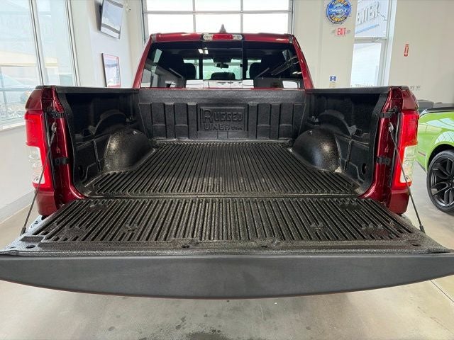 2020 RAM 1500 Big Horn Crew Cab 4x4 5'7' Box