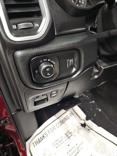 2020 RAM 1500 Big Horn Quad Cab 4x4 6'4' Box