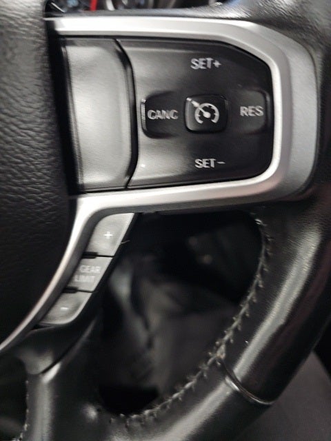 2020 RAM 1500 Big Horn Quad Cab 4x4 6'4' Box