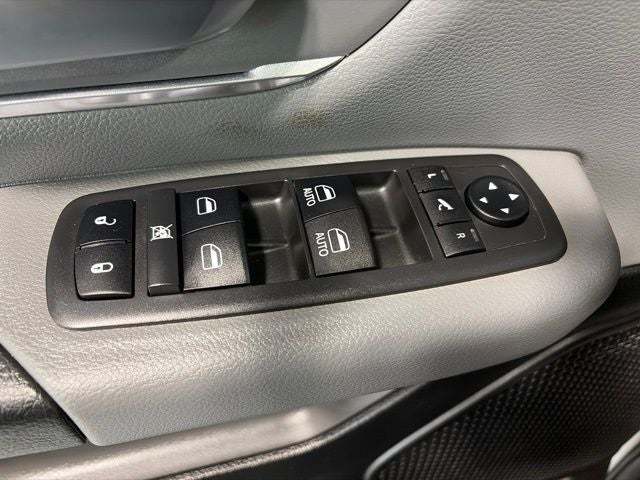 2019 RAM 1500 Big Horn/Lone Star Crew Cab 4x4 5'7' Box