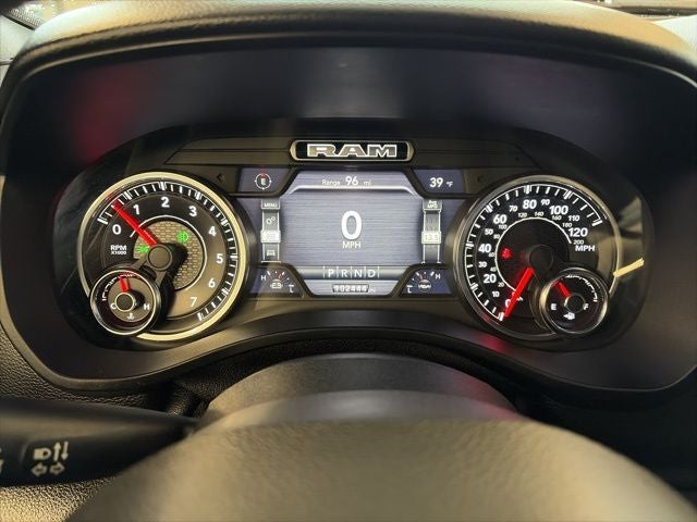 2019 RAM 1500 Big Horn/Lone Star Crew Cab 4x4 5'7' Box