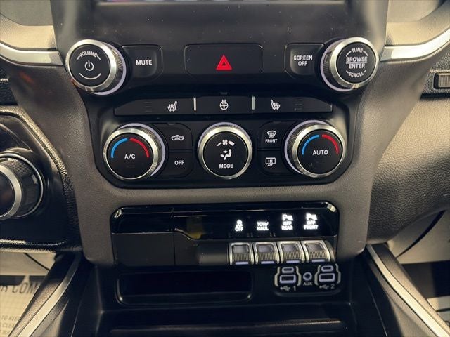2021 RAM 1500 Big Horn Crew Cab 4x4 5'7' Box