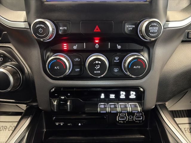 2019 RAM 1500 Big Horn/Lone Star Crew Cab 4x4 5'7' Box