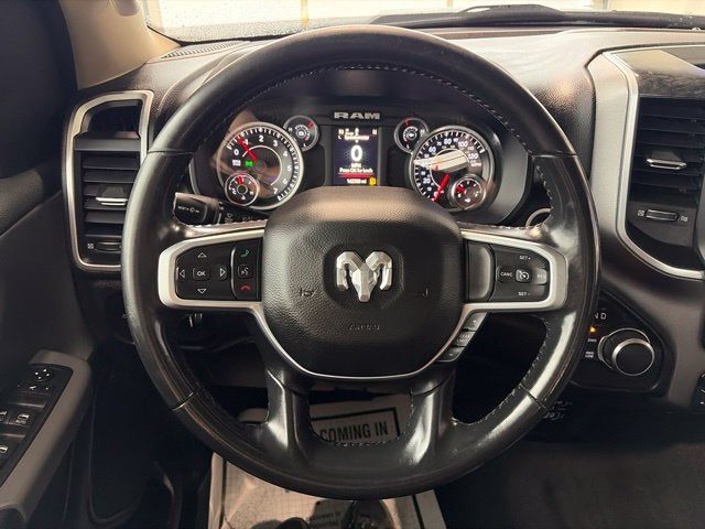 2020 RAM 1500 Big Horn Crew Cab 4x4 5'7' Box