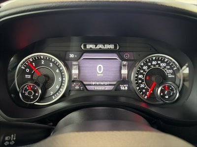 2024 RAM 1500 Big Horn Crew Cab 4x4 5'7' Box