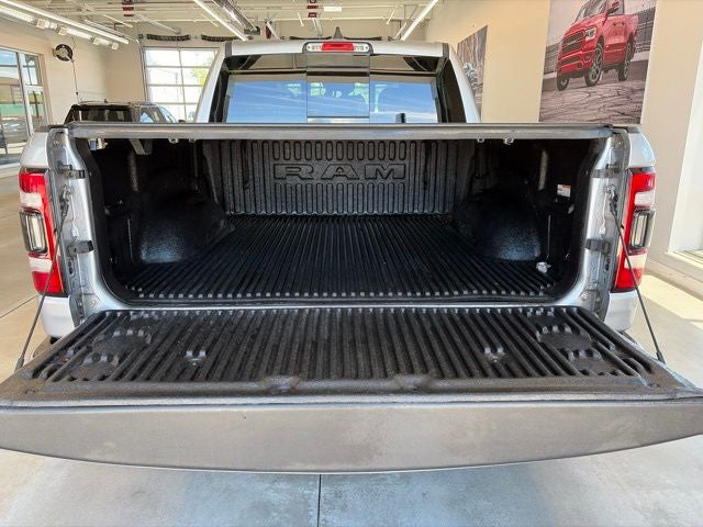 2021 RAM 1500 Big Horn Crew Cab 4x4 5'7' Box